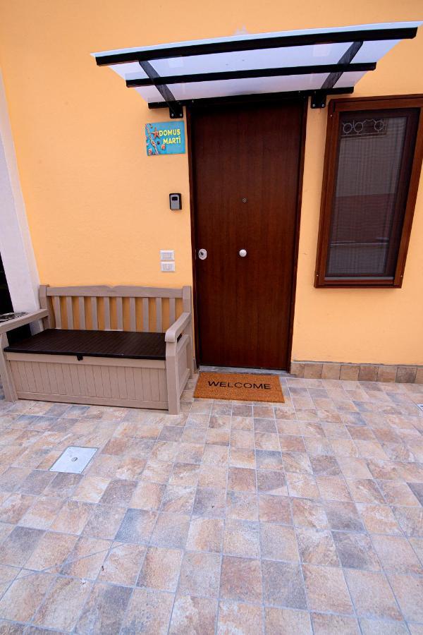 Hotel Domus Marti Formia Esterno foto